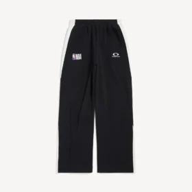 Balenciaga da uomo | Pantaloni della collaborazione con la NBA dal taglio oversize in nero/bianco