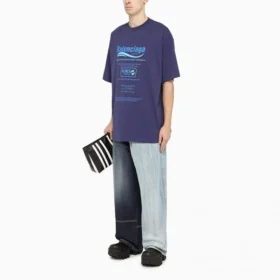 Balenciaga Uomo FW21 Lavaggio a secco Stampa alfabetica Maglia retrò a maniche corte Blu navy 651795TKVF83866 Balenciaga Uomo FW21 Lavaggio a secco Stampa alfabetica Maglia retrò a maniche corte Blu navy 651795TKVF83866