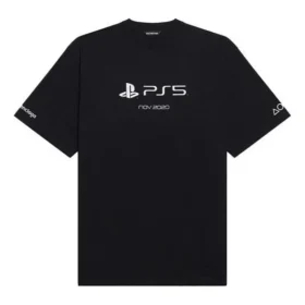 Balenciaga x PlayStation: maglietta unisex a maniche corte con stampa geometrica alfabetica per PS5, nera 651795TKVF31070 Balenciaga x PlayStation: maglietta unisex a maniche corte con stampa geometrica alfabetica per PS5, nera 651795TKVF31070