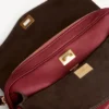 Borsa a tracolla da donna Le 7, modello medio, nei colori rubino/moka