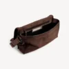 Borsa a tracolla da uomo Le City con patta, modello piccolo, color espresso chiaro