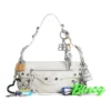 Borsa a tracolla piccola Le Cagole con effetto vissuto e ciondoli “White” 7716402AA7A9000