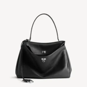 Borsa Rodeo grande in pelle di vitello martellata nera