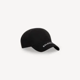 Cappellino con visiera e logo in nero