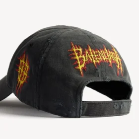 Cappellino da donna Balenciaga Sacra Cœur in nero