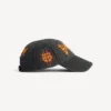 Cappellino da donna Balenciaga Sacra Cœur in nero