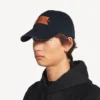 Cappellino da uomo con logo in blu navy Cappellino da uomo con logo in blu navy