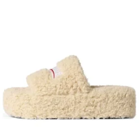 Ciabatte con zeppa e pelliccia “Beige” 762826W2DO19796