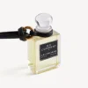 Ciondolo a forma di boccetta di profumo in miniatura, colore nero Ciondolo a forma di boccetta di profumo in miniatura, colore nero