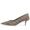 Décolleté BB Monogram con tacco a spillo quadrato da 60 mm “Tan” 707353W2I103020