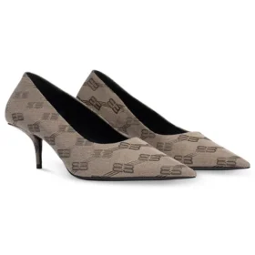 Décolleté BB Monogram con tacco a spillo quadrato da 60 mm “Tan” 707353W2I103020