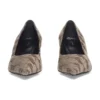 Décolleté BB Monogram con tacco a spillo quadrato da 60 mm “Tan” 707353W2I103020