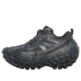 Defender “Black” 685611W2RA61000