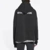 Felpa con cappuccio e zip, vestibilità ampia “Black” 674719TLVB49034