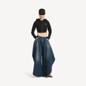 Felpe con cappuccio da donna “Techwear Cocoon” in nero