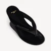 Infradito con zeppa Gaeta da donna in nero Infradito con zeppa Gaeta da donna in nero