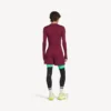 Maglia tecnica da uomo a maniche lunghe, vestibilità aderente, nei colori bordeaux/acquamarina Maglia tecnica da uomo a maniche lunghe, vestibilità aderente, nei colori bordeaux/acquamarina