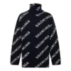 Maglione a collo alto con logo su tutta la superficie “Black White” 621018T15674177