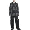 Maglione a girocollo con logo su tutta la superficie “Black White” 702952T32331070
