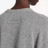 Maglione corto da donna con collo rotondo in grigio melange