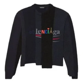 Maglione in maglia asimmetrico dalla linea rivisitata “Black” 657334T32011271