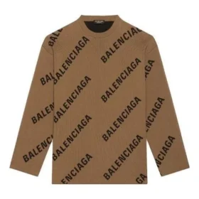 Maglione in maglia di lana a girocollo con logo su tutta la superficie “Marrone chiaro” 657401T32002900 Maglione in maglia di lana a girocollo con logo su tutta la superficie “Marrone chiaro” 657401T32002900