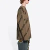 Maglione in maglia di lana a girocollo con logo su tutta la superficie “Marrone chiaro” 657401T32002900