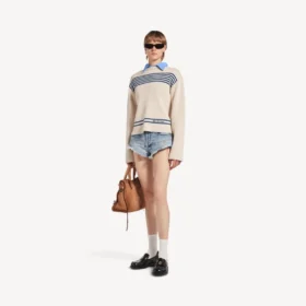 Mini shorts da donna in blu chiaro sbiancato