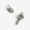 Orecchini da uomo Neverlost in argento anticato Orecchini da uomo Neverlost in argento anticato