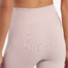 Pantaloncini da ciclismo da donna senza cuciture in stile techwear, color nude