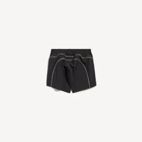 Pantaloncini da tuta techwear da donna in nero Pantaloncini da tuta techwear da donna in nero
