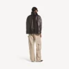 Pantaloni cargo da donna dal taglio comodo in beige Pantaloni cargo da donna dal taglio comodo in beige