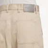 Pantaloni cargo da donna dal taglio comodo in beige Pantaloni cargo da donna dal taglio comodo in beige
