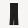 Pantaloni slim da donna in nero Pantaloni slim da donna in nero