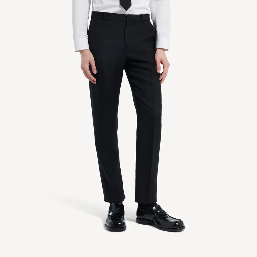 Pantaloni slim da uomo su misura in nero Pantaloni slim da uomo su misura in nero