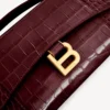 Pochette da donna Hourglass con catena in bordeaux scuro Pochette da donna Hourglass con catena in bordeaux scuro
