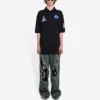 Polo da uomo Balenciaga x NASA Crossover FW21 in cotone con stampa spaziale, tinta unita, nera 662493TKVG11070