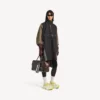 Poncho techwear da uomo in nero
