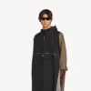 Poncho techwear da uomo in nero