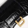 Portafoglio da donna Hourglass con catena, nero Portafoglio da donna Hourglass con catena, nero
