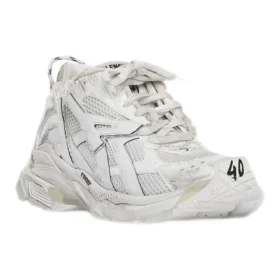Runner Sneaker “Worn-Out White” 677402W3RB19000