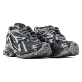 Runner Sneakers “Grigio scuro e nero, mesh e nylon” 677403W3RBR1515