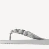 Sandalo infradito da donna Cagole in grigio Balenciaga/cristallo Sandalo infradito da donna Cagole in grigio Balenciaga/cristallo