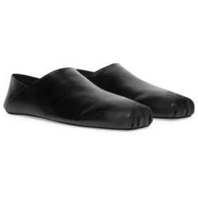 Scarpe slip-on con punta quadrata in morbida pelle di vitello “Nero” 702072WBDH11000