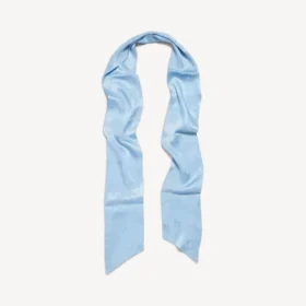 Sciarpa da donna in seta lavata color pastello, azzurro chiaro
