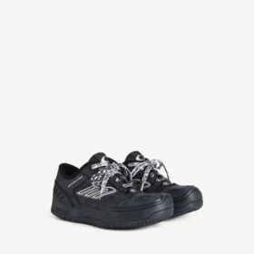 Sneaker con plateau da donna modello “Hamptons” in nero