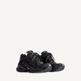 Sneaker da corsa da uomo in nero