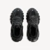 Sneaker da pista da donna in nero