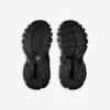 Sneaker da pista da uomo in nero
