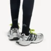 Sneaker da uomo 3XL con lacci incrociati in grigio/giallo neon Sneaker da uomo 3XL con lacci incrociati in grigio/giallo neon